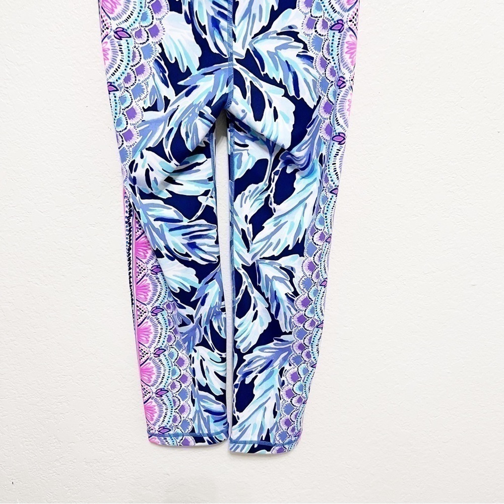 Lilly Pulitzer UPF 50+ Luxletic Weekender Legging size XS - Picture 5 of 7